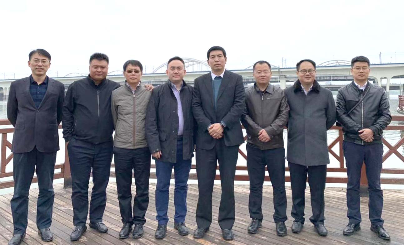 1541732147351857.jpg 1541732147351857.jpg