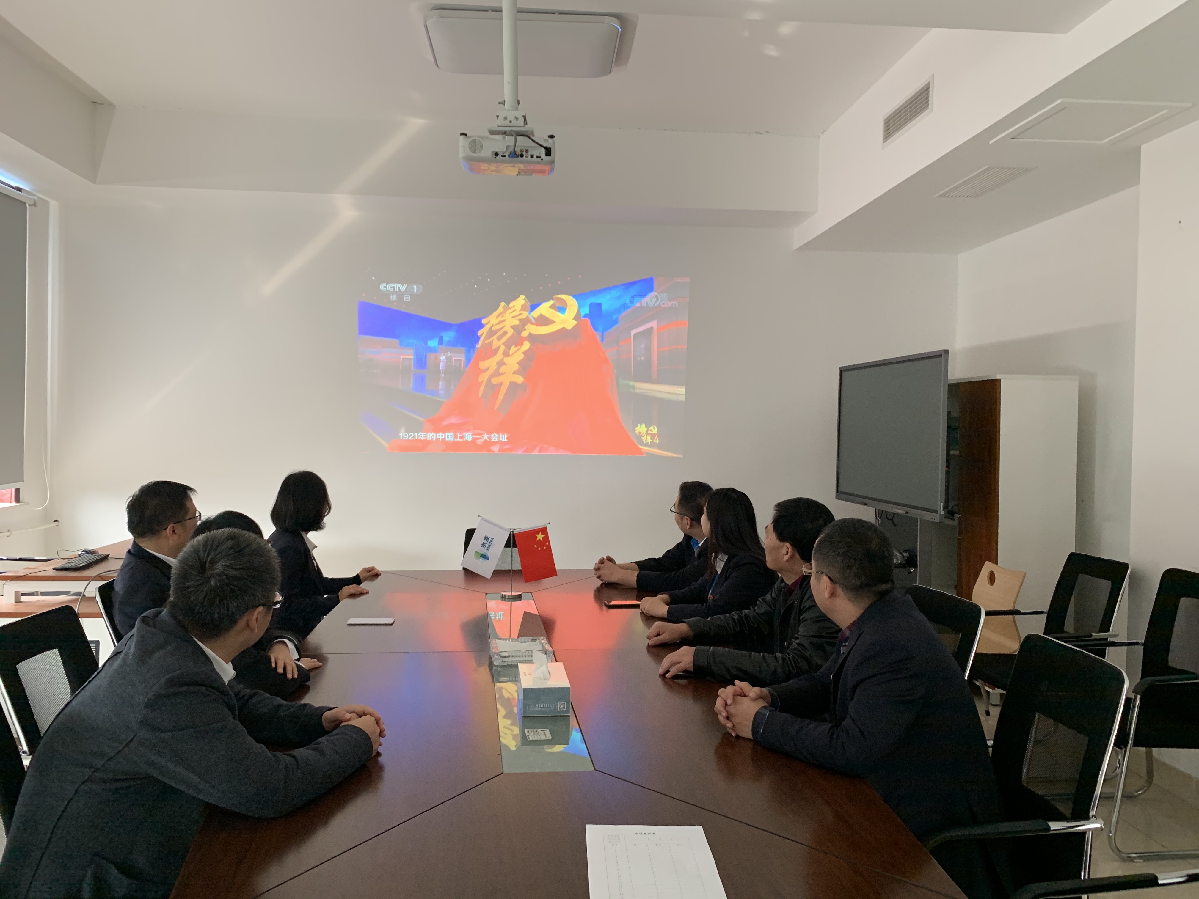 1572138951792855.jpg 1572138951792855.jpg